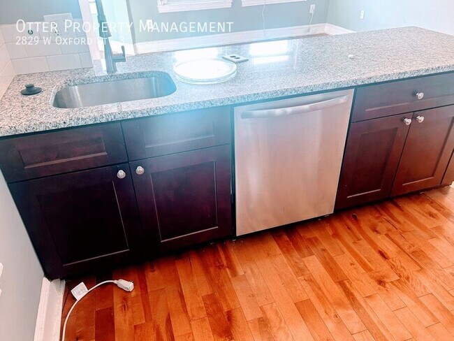 Photo - 2829 W Oxford St Unit 3