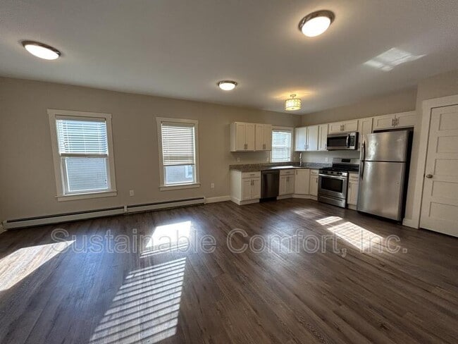 Photo - 77 Merrifield St