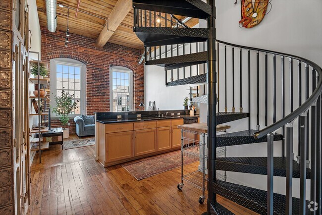 Building Photo - Breathtaking Historic Loft in the Heart of... Unit 416