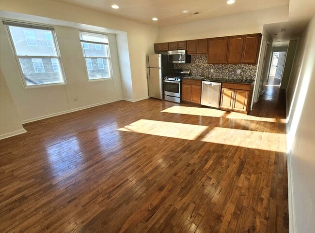 Photo - 601 N 39th St Unit 2