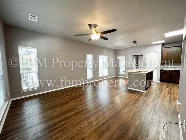 Photo - 427 Jannie St Unit A
