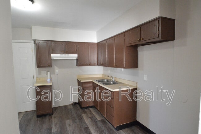 Photo - 393 Barnett Rd