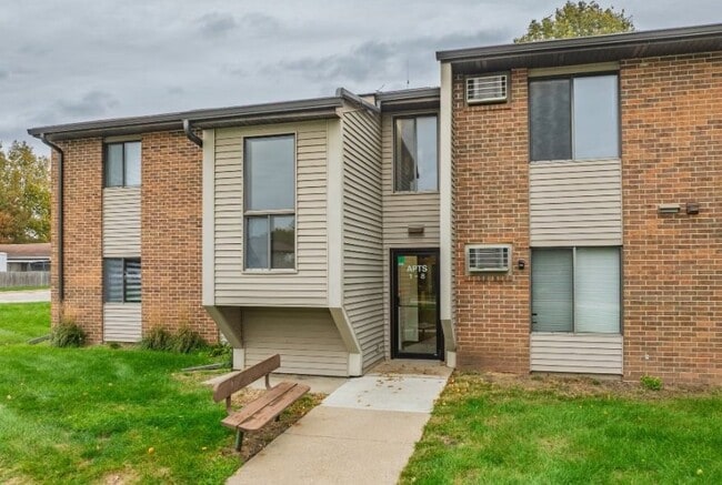 Photo - 1220 Hardin Dr