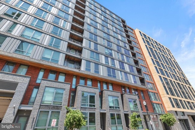 Building Photo - 1211 Van St SE Unit 1014 Rental