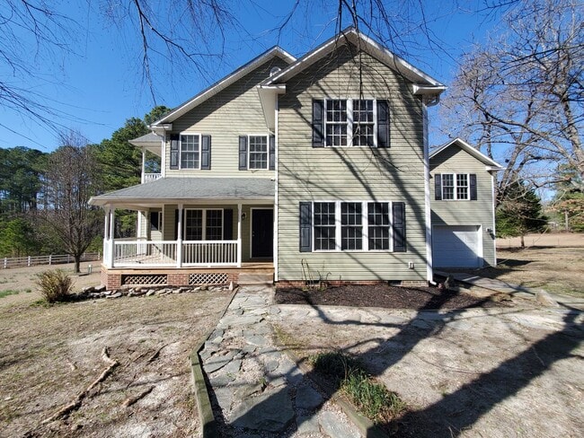 Building Photo - 958 Flynn McPherson Rd