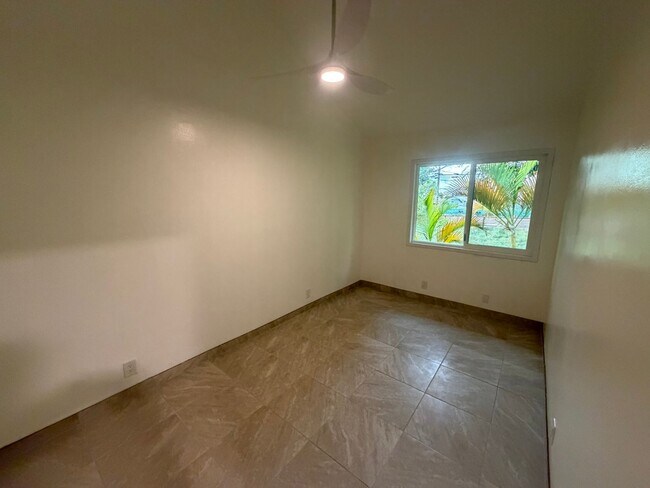 2065 Kanoe St
