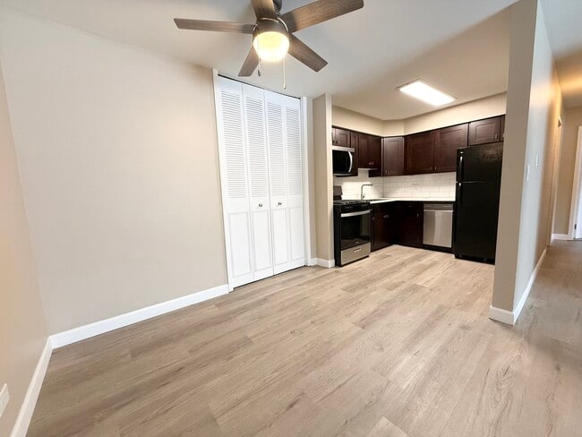 Photo - 915 Westmoreland Dr Unit 15