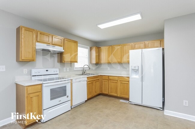 Photo - 425 Kellywood Ct