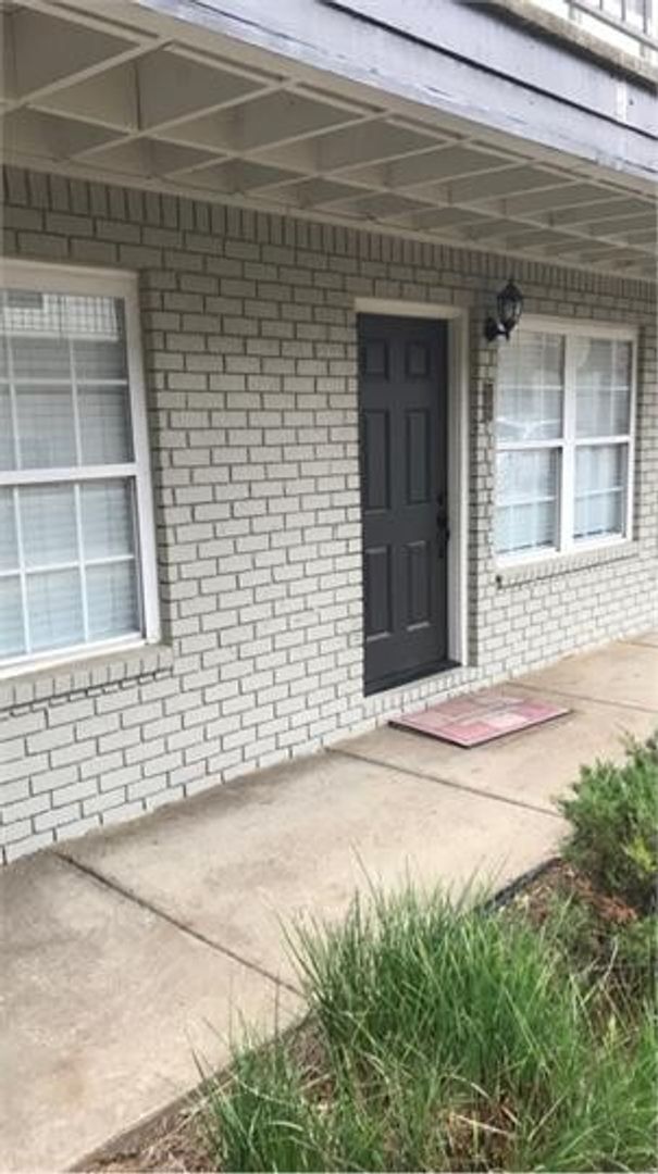 Photo - 169 Oxford Square Townhomes