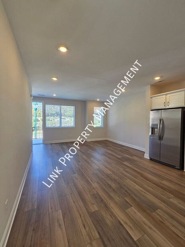 Photo - Brand New Townhome 3/3 Downtown near UTC a...