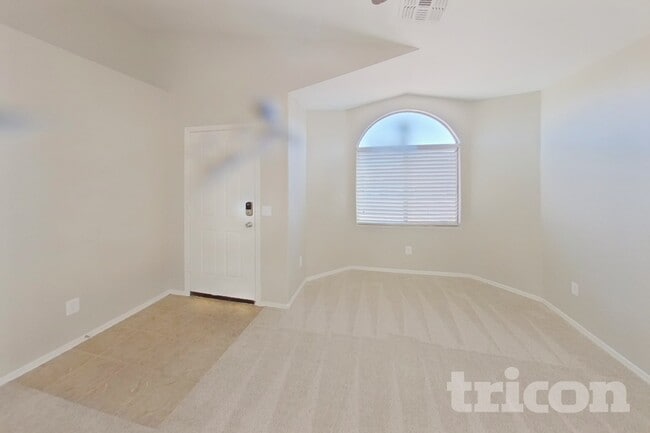 Photo - 45539 W Sky Ln