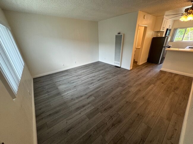 Building Photo - 3920 Redondo Beach Blvd Unit 26