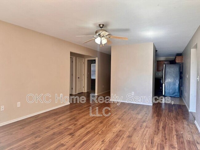 Photo - 4501 SE 78th St