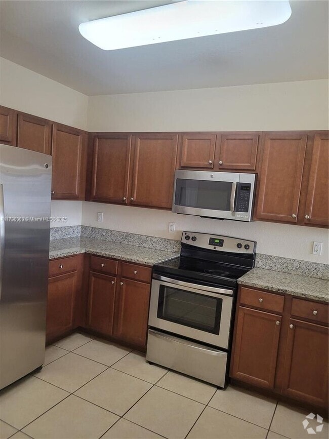 Building Photo - 8930 NW 97th Ave Rental