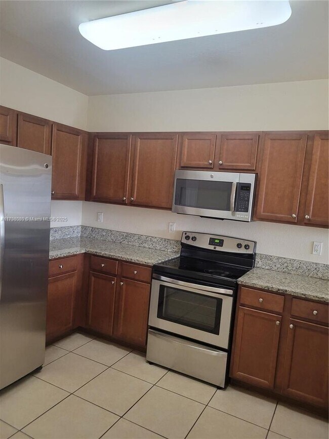 Building Photo - 8930 NW 97th Ave Rental