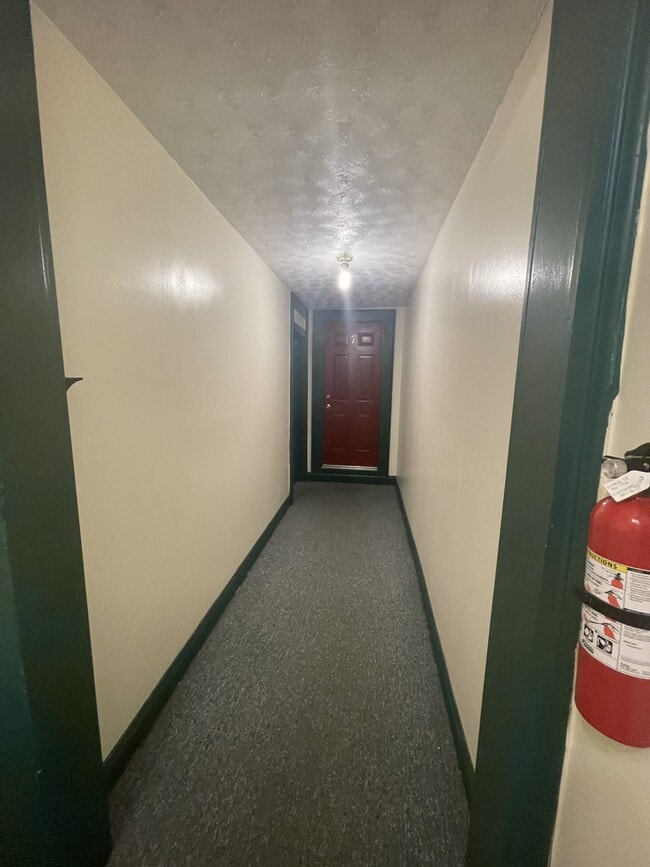 Photo - 416 E 2nd St