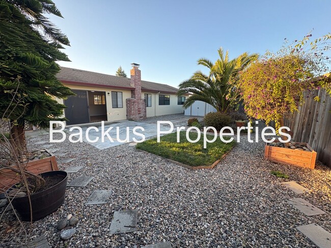 Photo - Well maintained three bedroom home in Laurel West