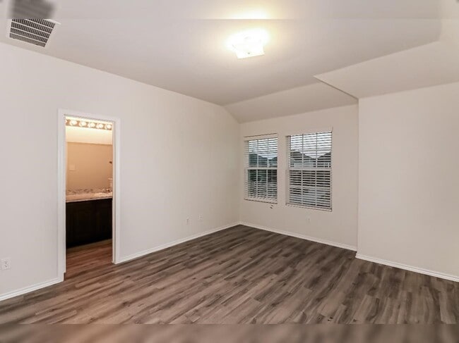 Photo - 16906 Andrew Nook Ln