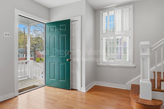 Photo - 4800 Patterson Ave