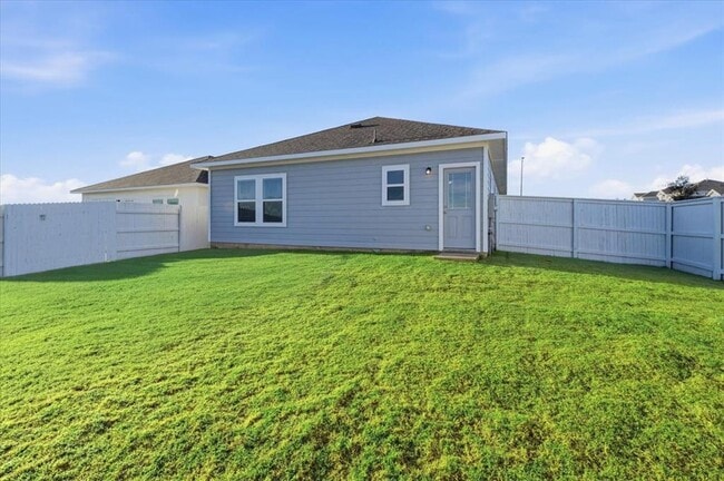 Photo - 104 Cider Crk Dr