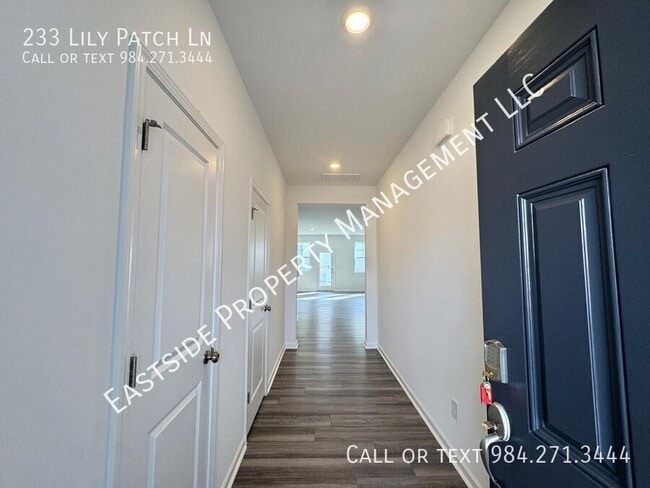 Photo - 233 Lily Patch Ln