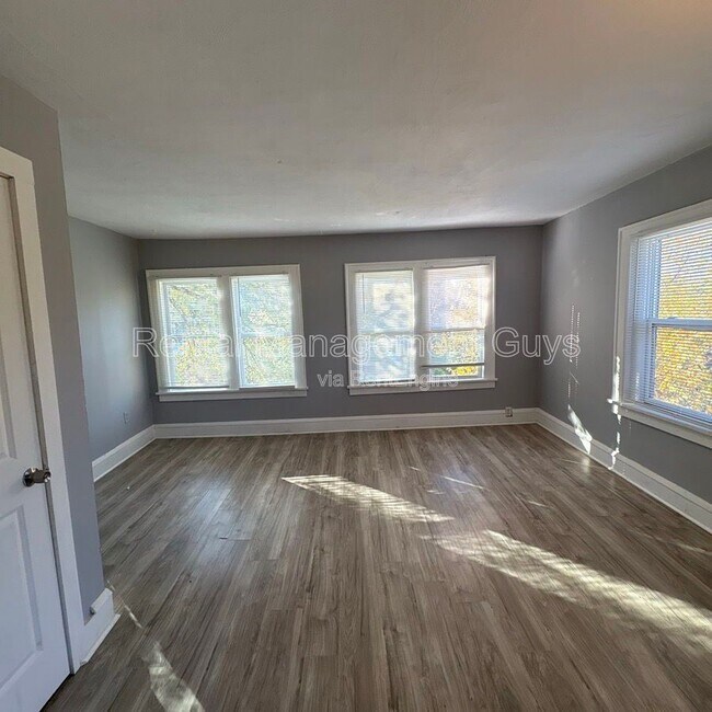 Photo - 4216 N Bryant Ave