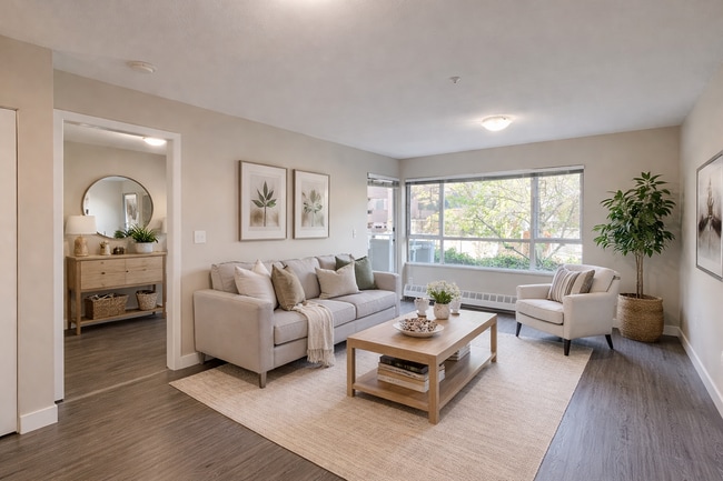 Building Photo - NEWLY RENOVATED 1 BEDROOM IN KITSILANO Unit 1