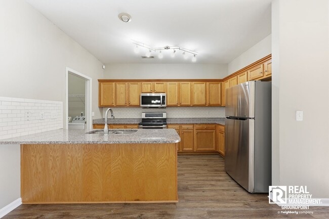 Photo - 3 Bedroom End Unit Townhome Near Dorchester and Ladson Road