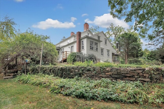 Photo - 160 Hillspoint Rd