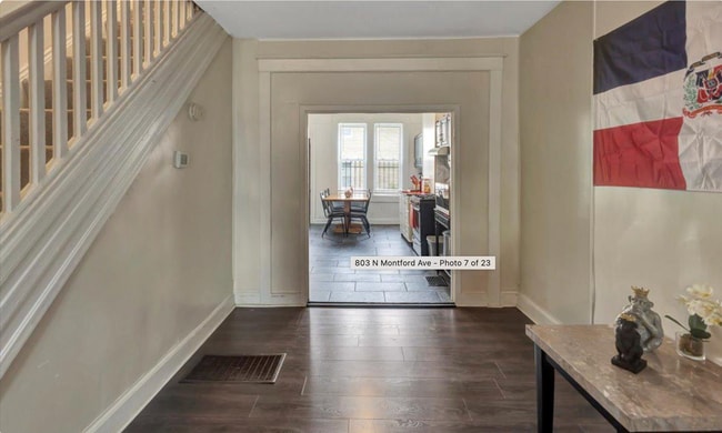 Photo - 803 N Montford Ave