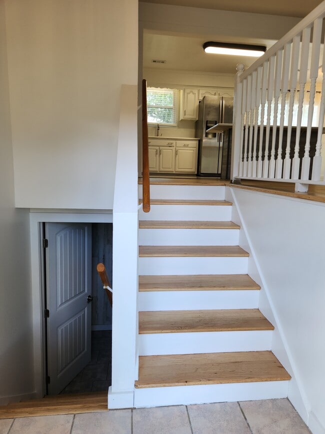 Photo - 114 Maureen Dr