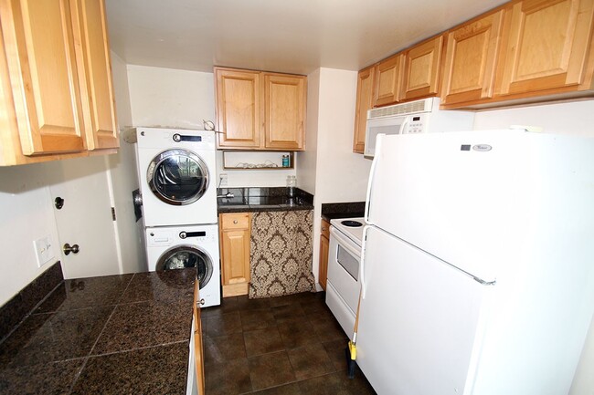 Photo - CHARMING 2 BED WEDGWOOD HOME W WOOD FLOORS, LARGE SHED, & LARGE LOT!