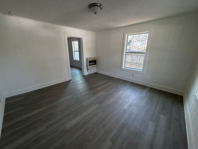 Photo - 202 Woodward St NE Unit Apt A