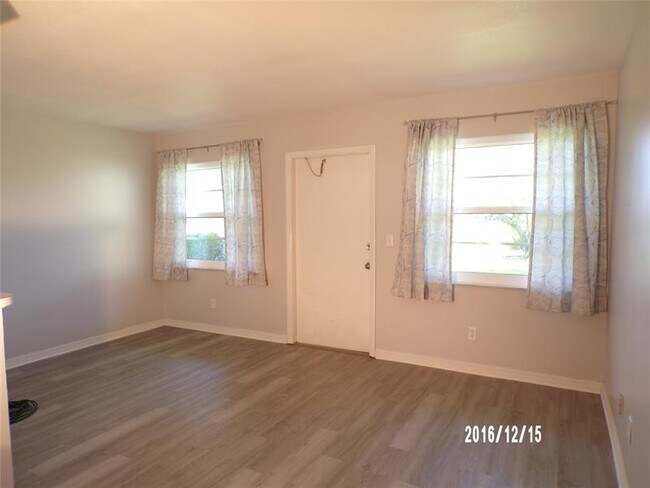 Photo - 106 Spring Lake Ct Unit 104