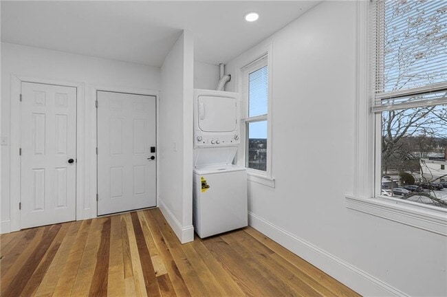 30 Cypress St Unit 3