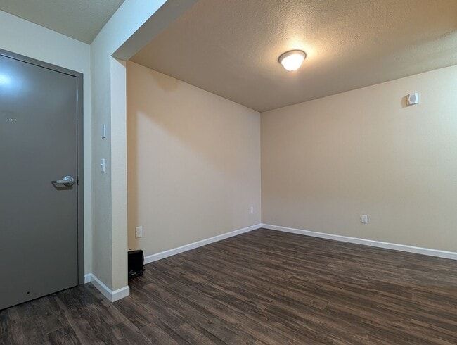 Photo - Great 1-bedroom, 1-Bath Apartment In Springfield With On-site Laundry!