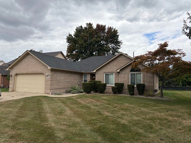 Building Photo - 50989 Middle River Dr Rental