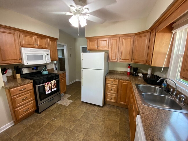 Photo - 2334 Noble Rd Unit ID1057670P