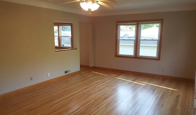 Photo - 1609 Walnut St