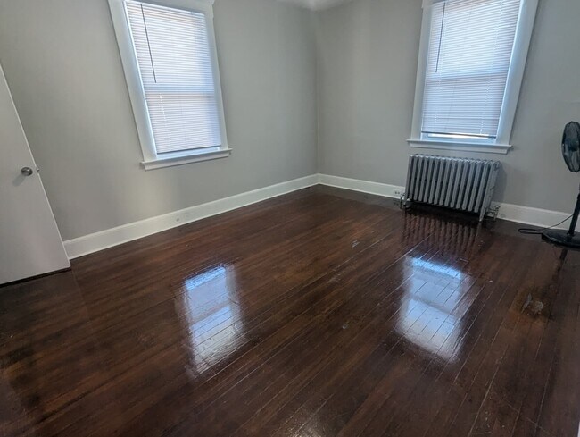 Photo - 1463 Dixwell Ave Unidad 2