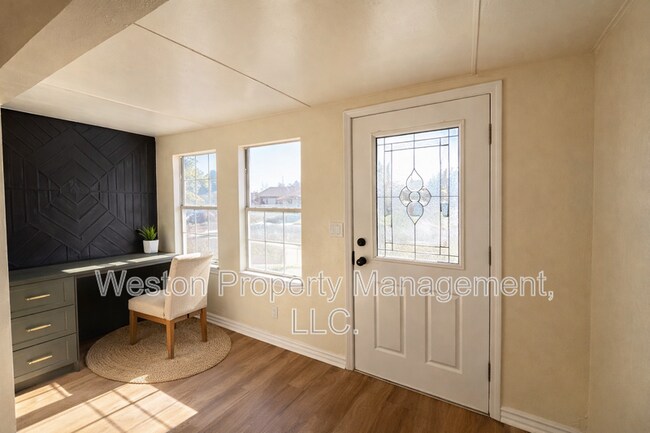 Photo - 3229 SE 24th St