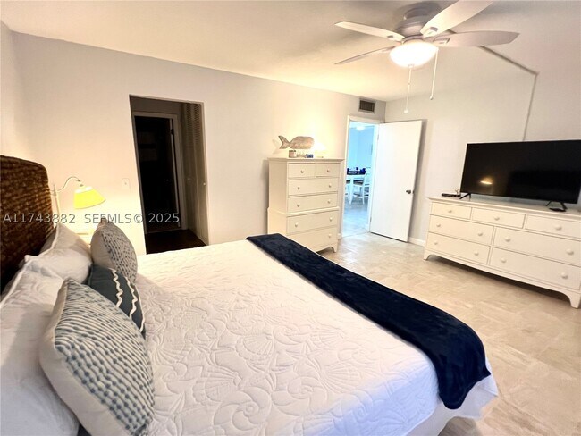 Photo - 125 Ocean St Unit 402