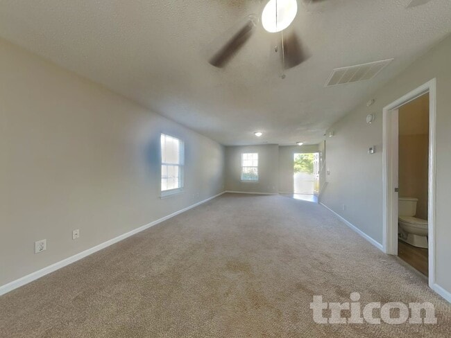 33 Abbey Ln