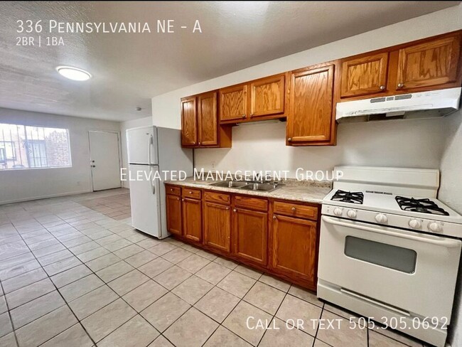 Welcome to our beautiful 2-bedroom, 1-bath... - Welcome to our beautiful 2-bedroom, 1-bath... Apartment Unit A