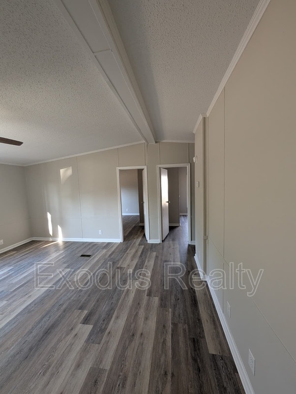 Photo - 832 Brooks Mangum Rd