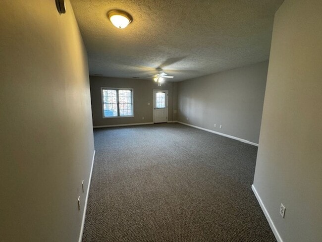 Photo - 239 Northwynd Cir