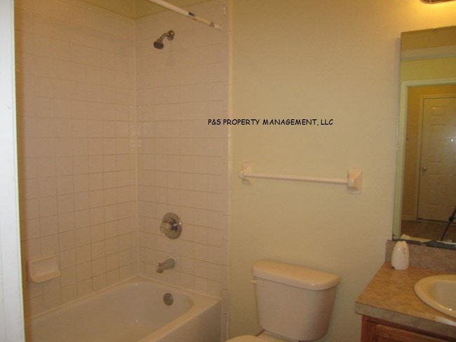 Photo - 7493 International Village Dr