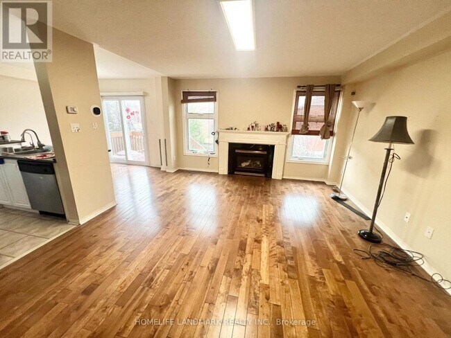 Photo - 24 Holmwood St