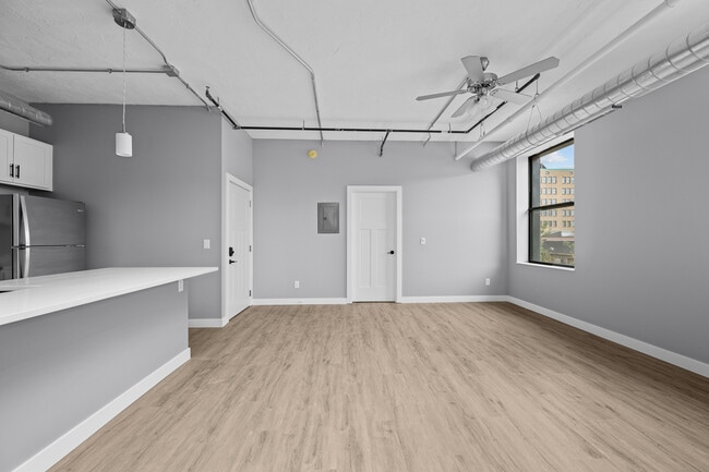 1601 5th Ave Unit 1