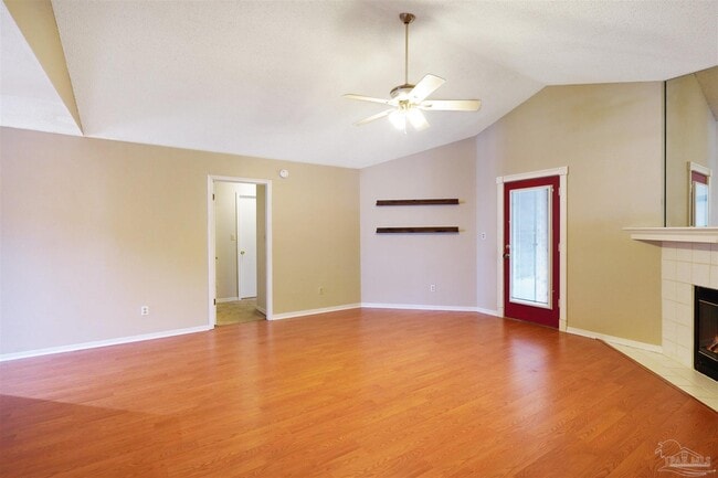 Photo - 2009 Coral St